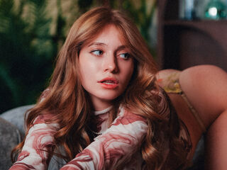 live striptease show TianaTinn