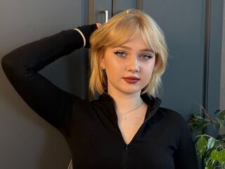 nude cam girl pic UdelaGoodhart
