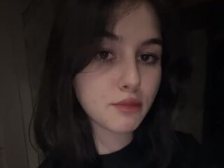 webcam WandaDillard
