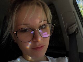 hot webcam video YurikoBereda