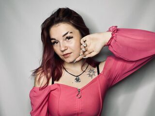 cam girl masturbating with dildo ZaraElletson